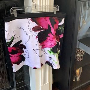 Scuba material floral mini skirt